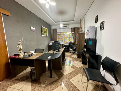 Casa, 4 quartos, 184 m² - Foto 2
