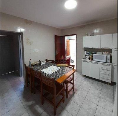 Sobrado, 2 quartos, 332 m² - Foto 3