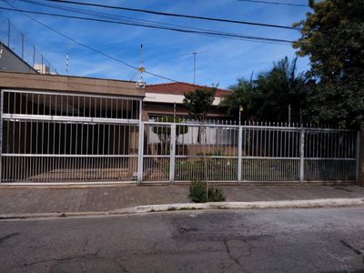 Casa, 3 quartos, 335 m² - Foto 1