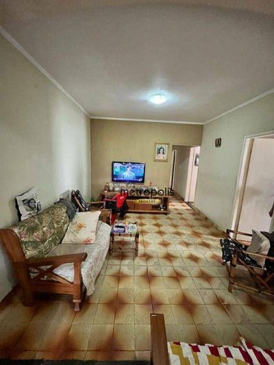 Casa, 3 quartos, 247 m² - Foto 3