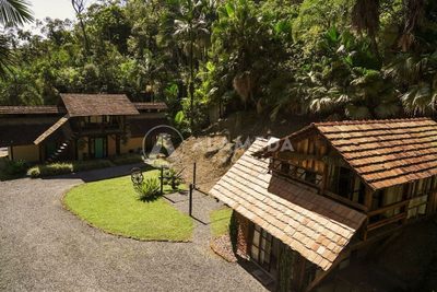 Casa, 5 quartos, 205 m² - Foto 2