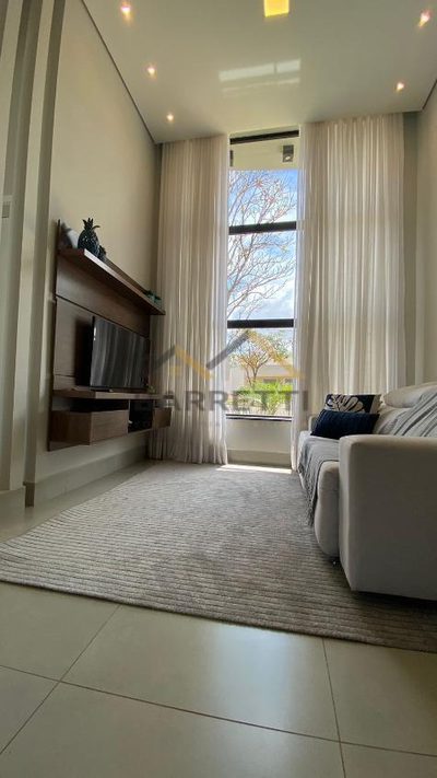 Casa, 3 quartos, 162 m² - Foto 1