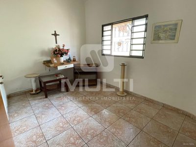 Casa, 3 quartos, 229 m² - Foto 1