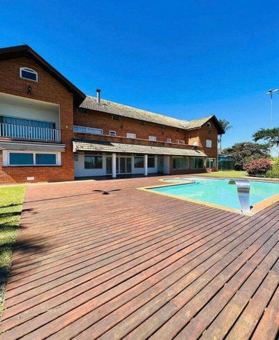 Sobrado, 8 quartos, 1100 m² - Foto 1