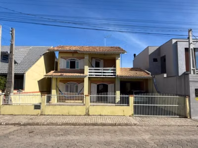 Sobrado, 4 quartos, 180 m² - Foto 1