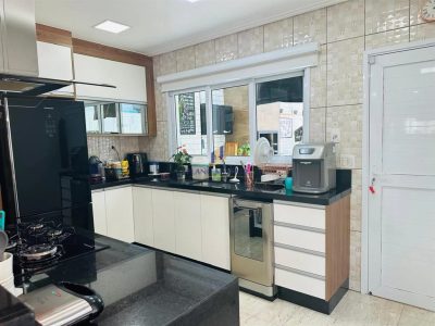 Casa, 4 quartos, 236 m² - Foto 4