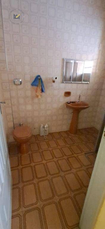 Casa, 4 quartos, 243 m² - Foto 2