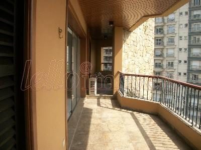 Apartamento, 3 quartos, 250 m² - Foto 1