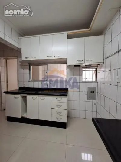 Casa, 3 quartos, 96 m² - Foto 4