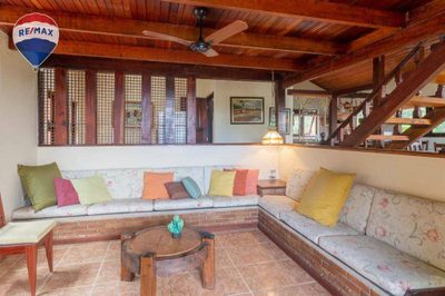 Casa, 4 quartos, 300 m² - Foto 1