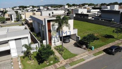 Sobrado, 3 quartos, 250 m² - Foto 1