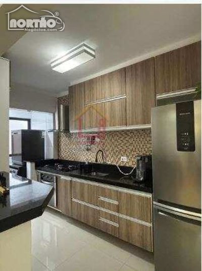 Casa, 3 quartos, 75 m² - Foto 2