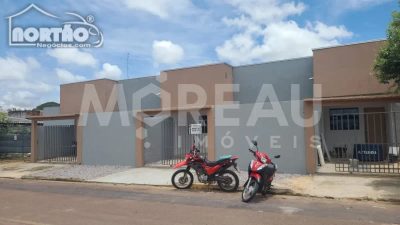 Casa, 3 quartos, 194 m² - Foto 1