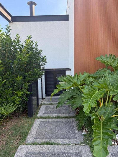 Casa, 3 quartos, 222 m² - Foto 3