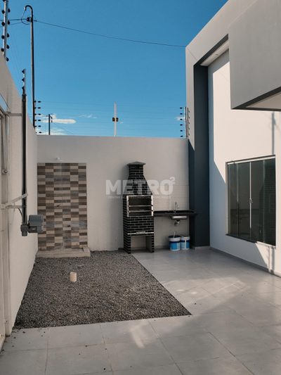 Casa, 2 quartos, 130 m² - Foto 1