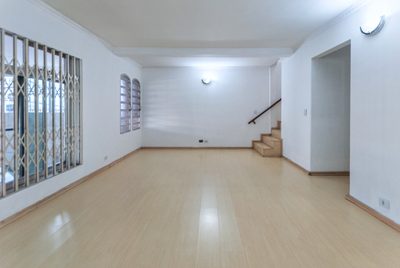 Casa, 3 quartos, 309 m² - Foto 2