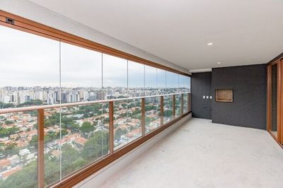 Apartamento, 3 quartos, 147 m² - Foto 1