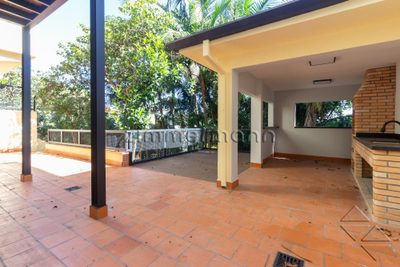 Casa, 3 quartos, 218 m² - Foto 1