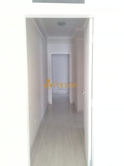 Casa, 3 quartos, 230 m² - Foto 3