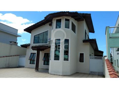Sobrado, 4 quartos, 315 m² - Foto 1