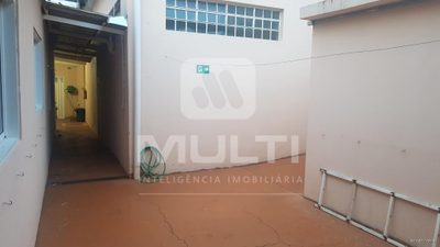 Casa, 1 quarto, 676 m² - Foto 1