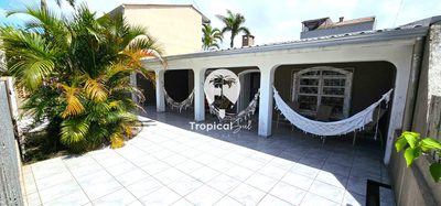Casa, 5 quartos, 214 m² - Foto 1
