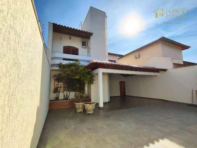 Casa, 3 quartos, 272 m² - Foto 2