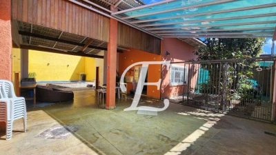 Casa, 2 quartos, 192 m² - Foto 1