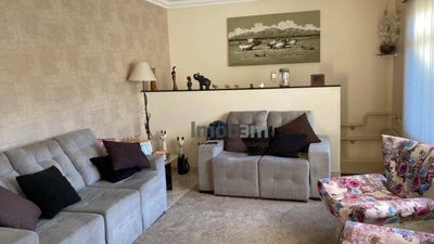 Casa, 3 quartos, 272 m² - Foto 4