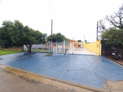 Casa, 3 quartos, 288 m² - Foto 1