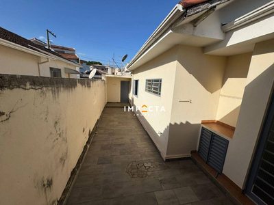 Casa, 5 quartos, 189 m² - Foto 1
