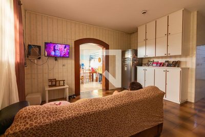 Casa, 3 quartos, 217 m² - Foto 2