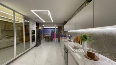 Apartamento, 4 quartos, 274 m² - Foto 2