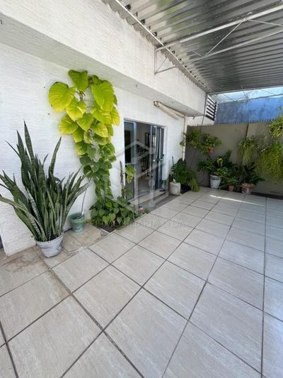 Casa, 4 quartos, 171 m² - Foto 2