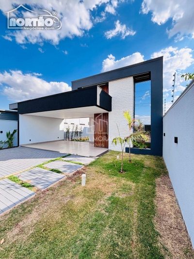 Casa, 4 quartos, 140 m² - Foto 1