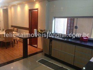 Casa, 3 quartos, 248 m² - Foto 1
