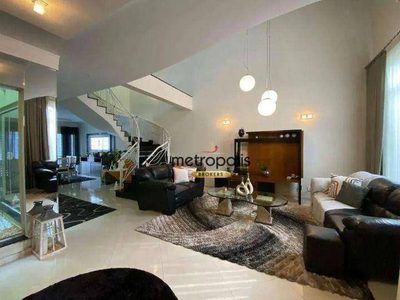 Sobrado, 3 quartos, 298 m² - Foto 2
