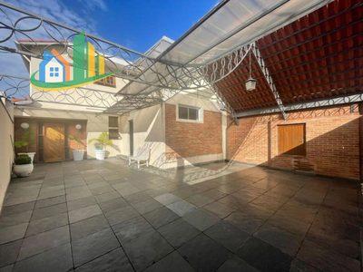 Casa, 2 quartos, 240 m² - Foto 4