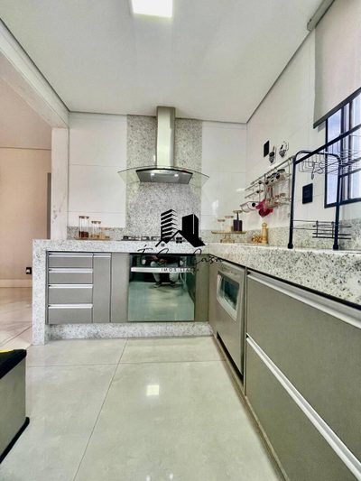 Cobertura, 3 quartos, 190 m² - Foto 4