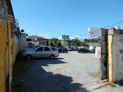 Loteamento e Condomínio, 704 m² - Foto 3