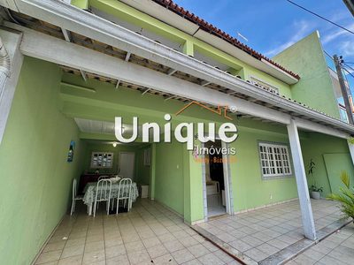 Casa, 3 quartos, 230 m² - Foto 1