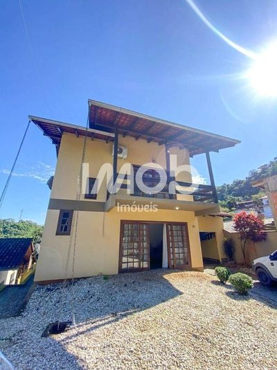 Casa, 2 quartos, 181 m² - Foto 1