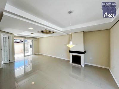 Casa, 4 quartos, 212 m² - Foto 1