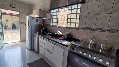 Casa, 4 quartos, 250 m² - Foto 4