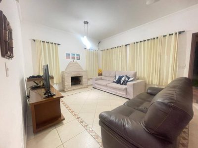 Casa, 4 quartos, 210 m² - Foto 2
