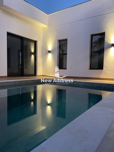 Casa, 3 quartos, 242 m² - Foto 1
