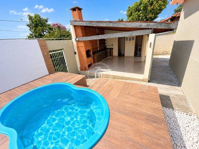 Casa, 3 quartos, 121 m² - Foto 1