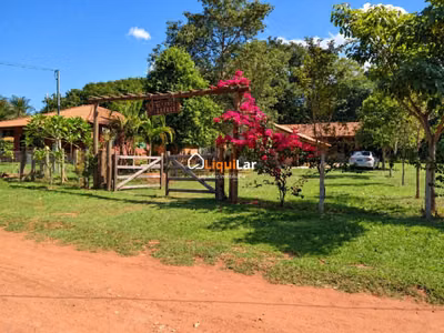 Chácara, 3 quartos, 1200 m² - Foto 1