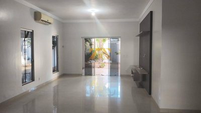 Casa, 3 quartos, 237 m² - Foto 1