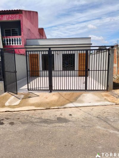 Casa, 2 quartos, 69 m² - Foto 1